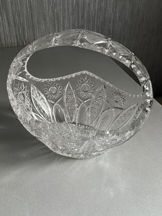 Хрустальная корзина