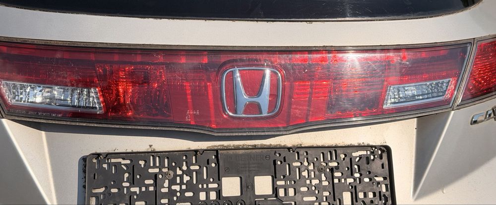 Кришка багажника в зборі Honda Civic 8