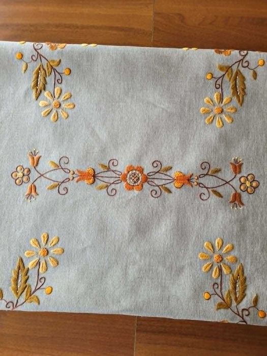 Serweta haftowana 43/26 haft kaszubski