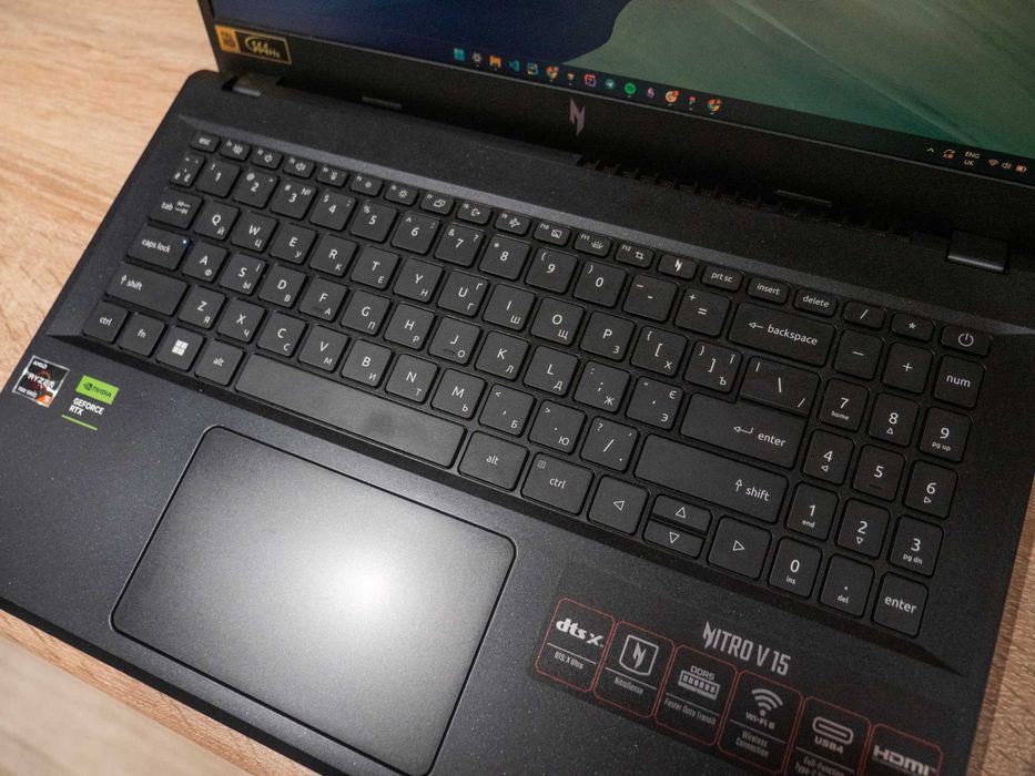 Ігровий ноутбук Acer Nitro V 15 (1.5 TB SSD) + Геймпад в подарунок