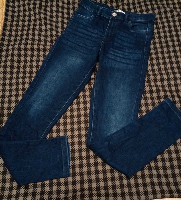 Нові брендові джинси на дівчинку