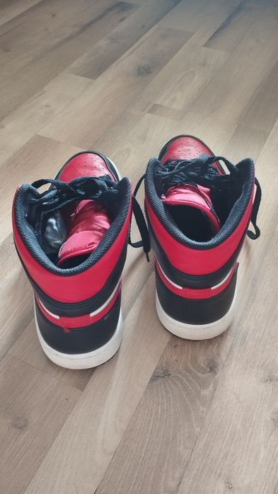 Buty Air Jordan 1 MID rozmiar 43
