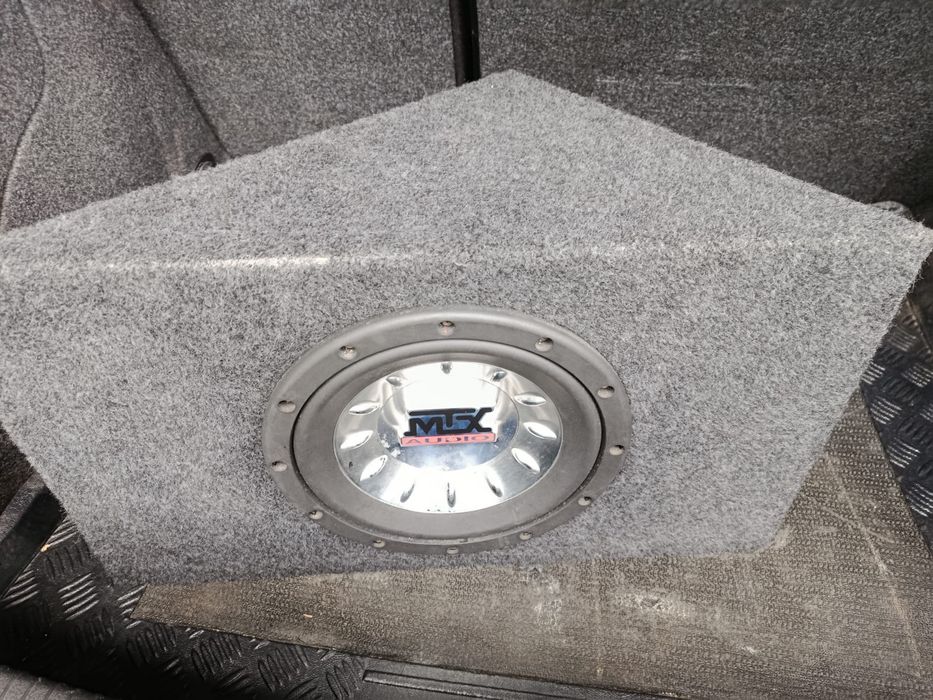 Subwoofer MTX Audio Thunder 8000 10’’ + Caixa + Kit de cablagem completo