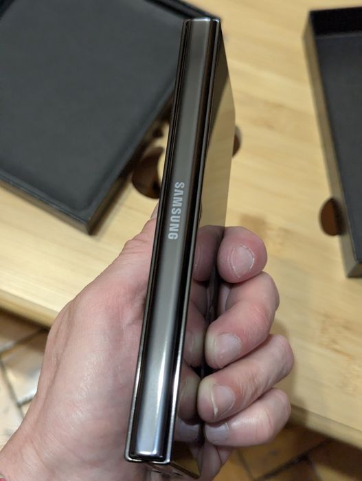 Samsung Galaxy FOLD 5 Black  12/512  в ідеальному стані 10/10