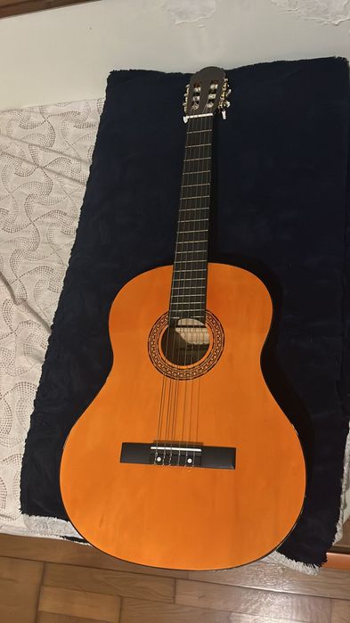 Viola com cordas de nylon