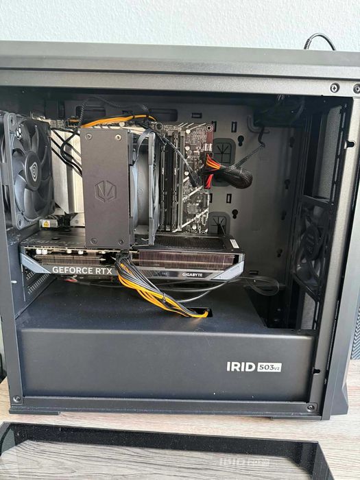 Komputer stacjonarny RTX 5060 Ti 32GB RAM 2TB SSD i5-14600KF