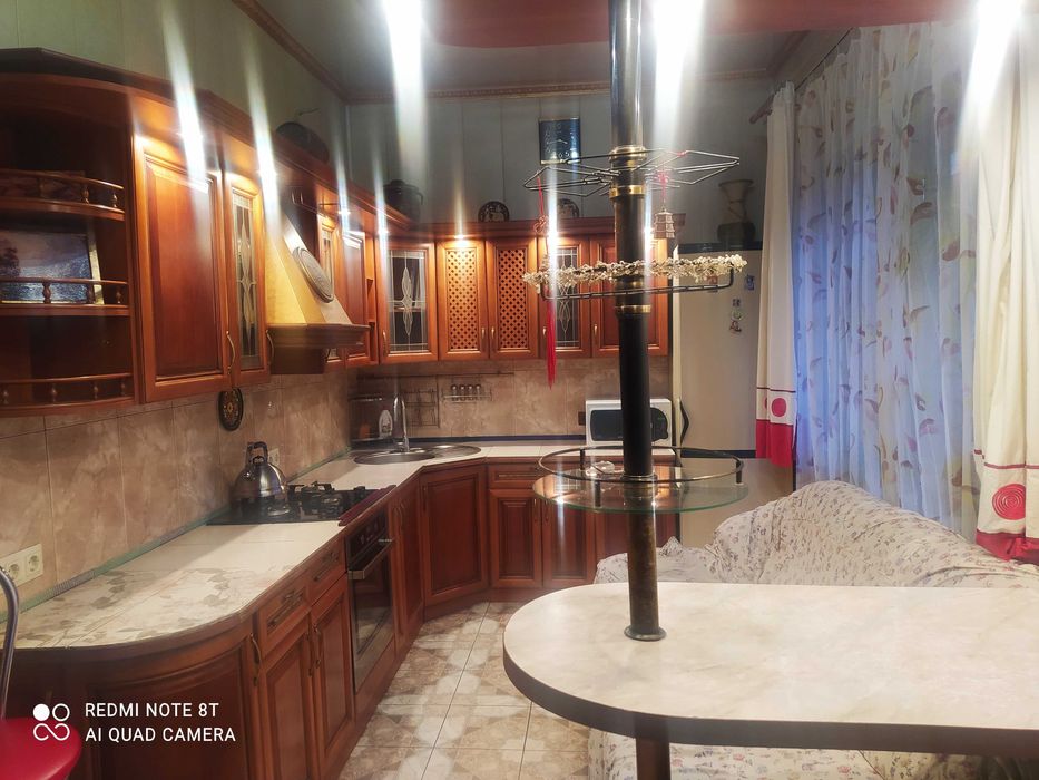 Аренда дома посуточно Дорогожичи до 50 чел, сп/мест 28, бассейн, баня