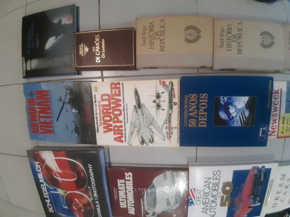 Livros raros, antigos e  banda desenhada troco gps autocaravana