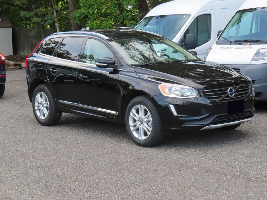 Volvo XC60      2016