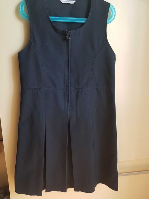 Продам сарафан школьный MarksSpencer