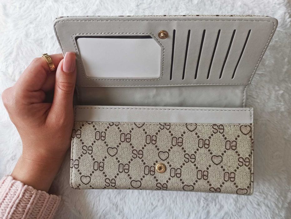 Portfel damski 2025 markowy beżowy monogram - TANIO!