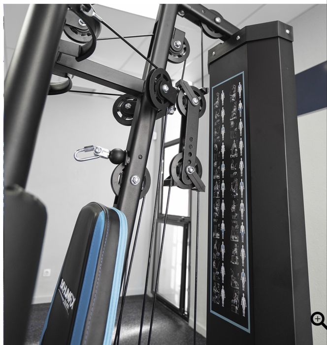 Maquina multifunções musculação ginasio