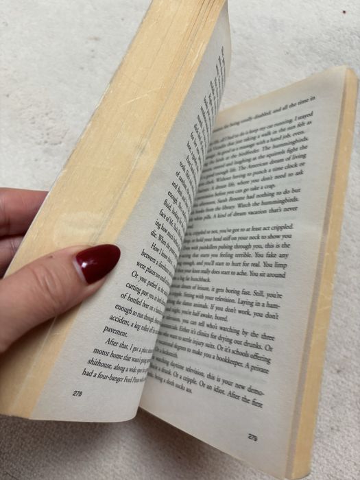 Ksiazka Haunted Chuck Palahniuk