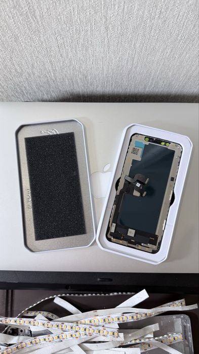 Продам екран iPhone XS
