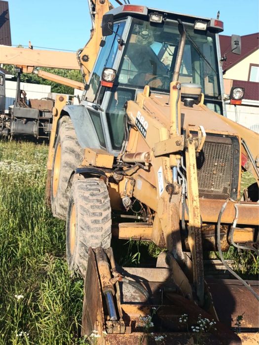 Трактор CASE 580 SLE