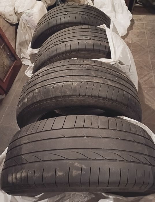 Шини Bridgestone Dueler H/P R19 255/55 111Н літо комплект