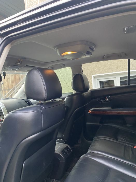 Продам Лексус 330.