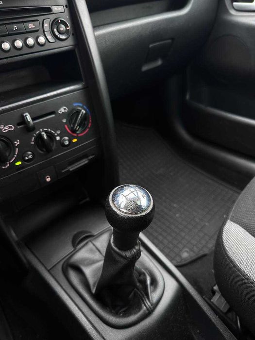 Peugeot 207 2008р. 1.4 бензин Кредит/Лізинг/Обмін/Розстрочка