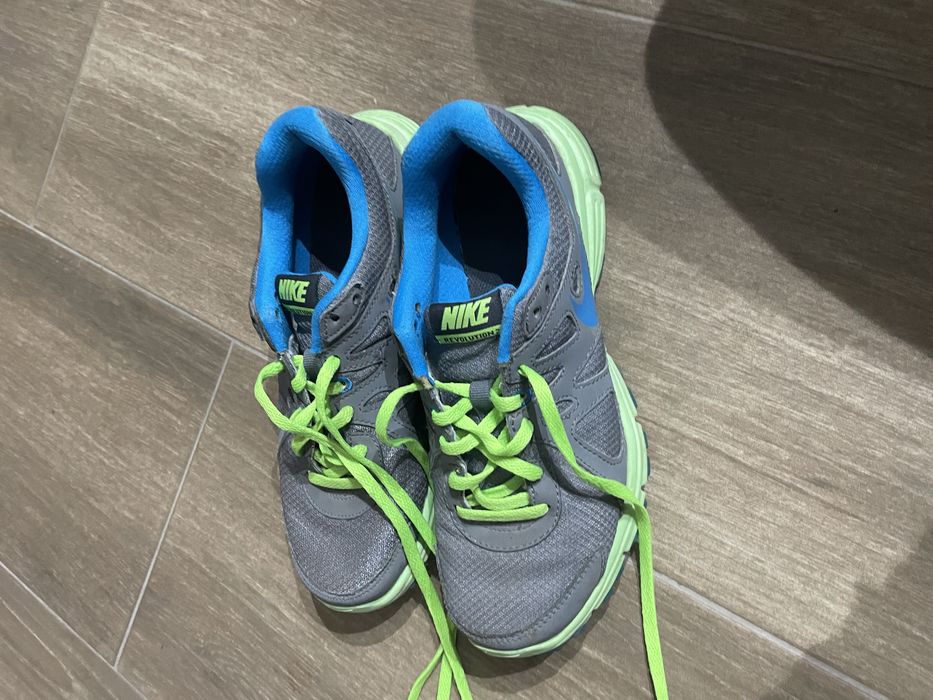 Tenis nike senhora