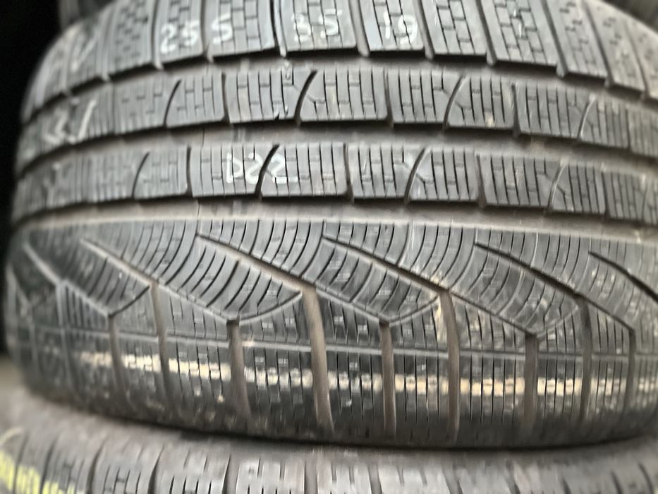 295/30/R19 255/35/R19 (зима) Pirelli Sottozero Різноширокі