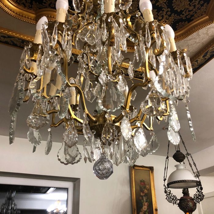 Pałacowy duży żyrandol JASNY BRĄZ + KRYSZTAŁ