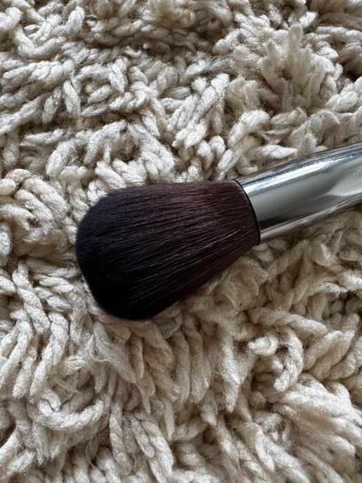 Make Up For Ever dwustronny pedzel do konturowania bronzera różu twarzy 158