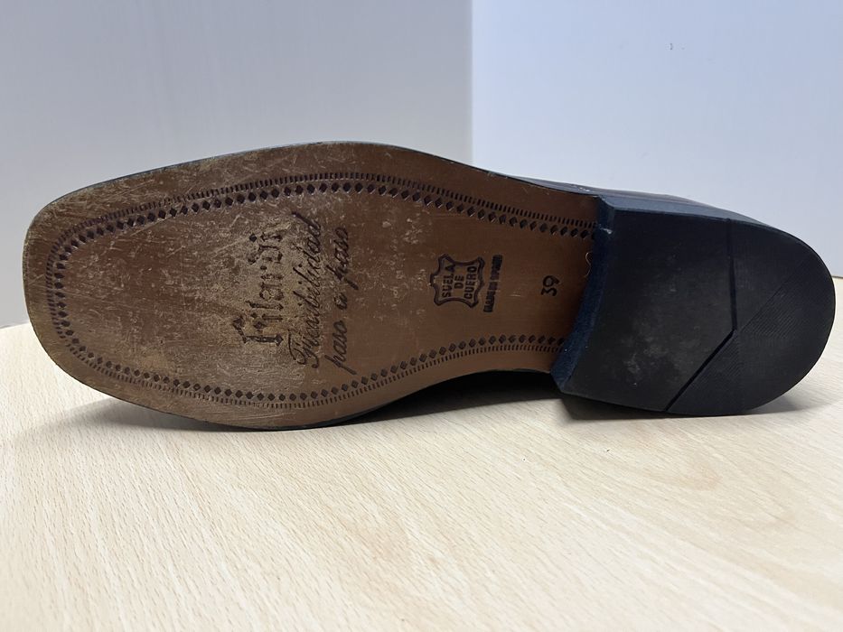 Sapatos Castanhos em couro