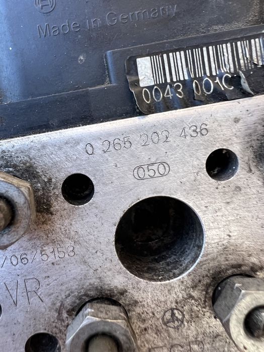 Блок ABS ESP 0265202436 Mercedes-Benz w210