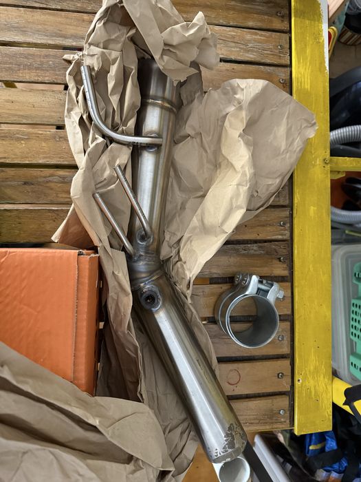 Downpipe Mercedes A180D