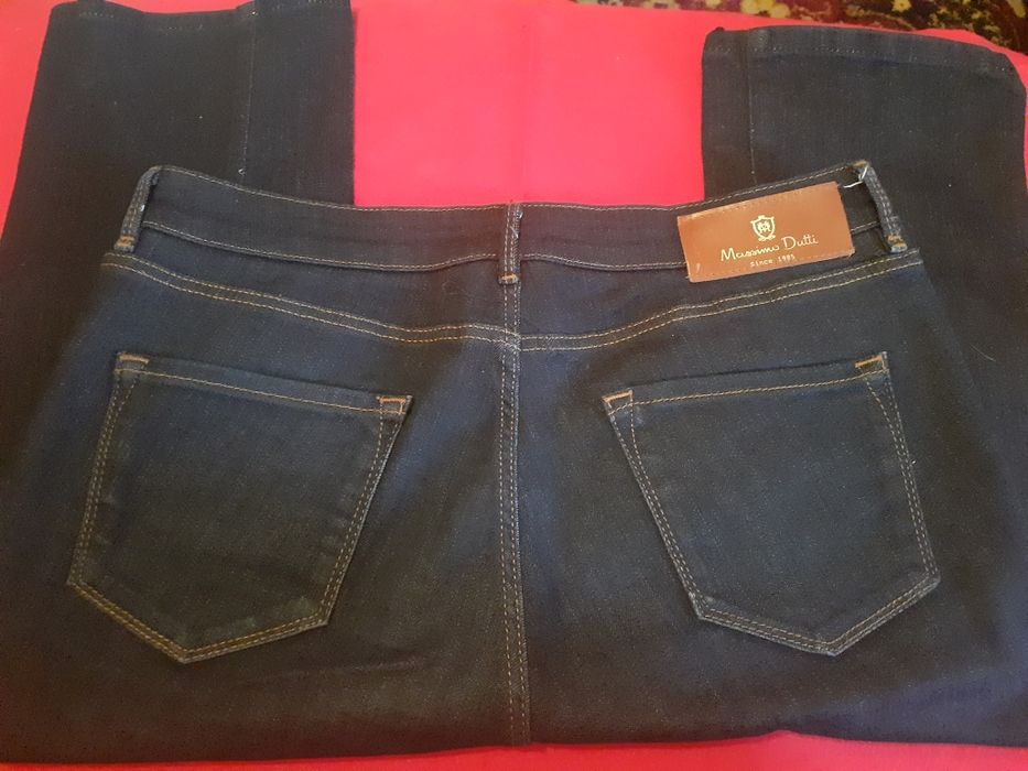 Ładne nowe spodnie Massimo Dutti atrakcyjne