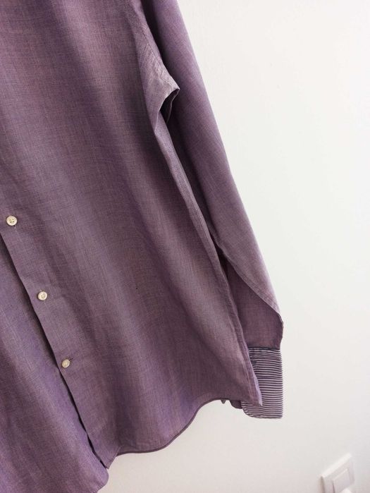 Fioletowa koszula na guziki elegancka zapinana pod szyję