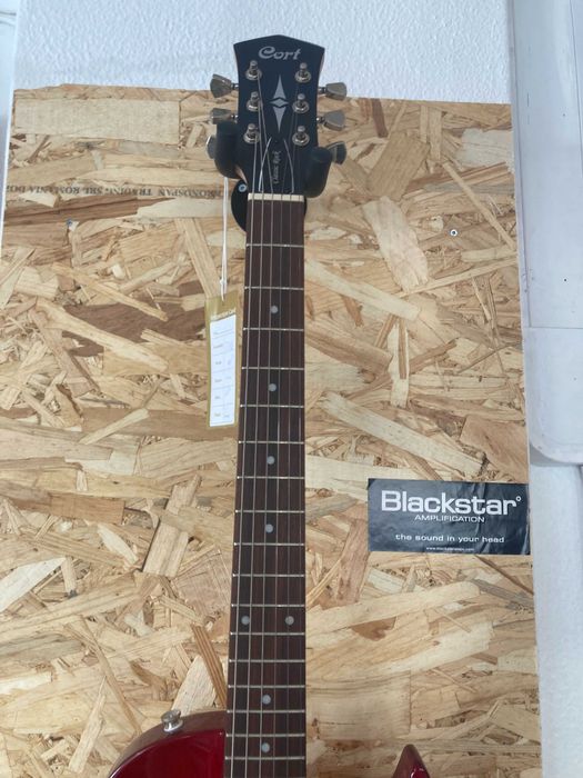 Guitarra elétrica Cort