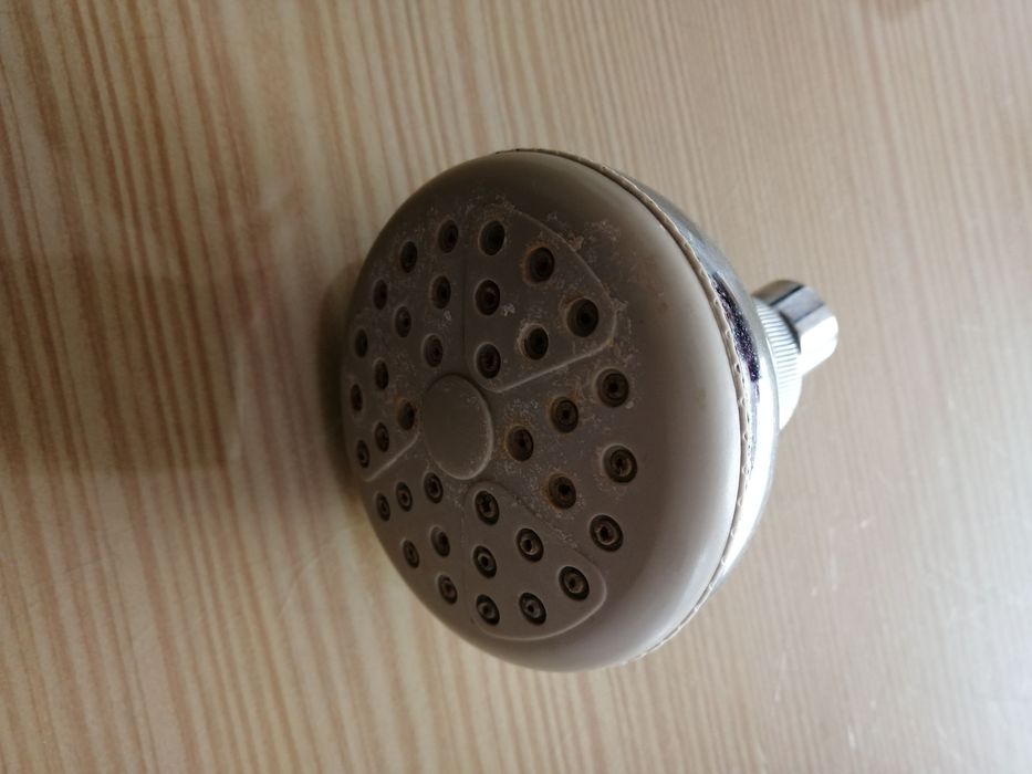 cabeça de chuveiro articulada 10 cm diâmetro