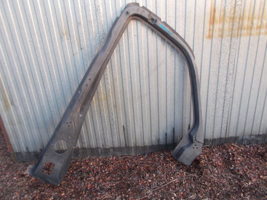 RENAULT MASTER II 98-08R MOVANO INTERSTAR  SŁUPEK PRAWY POSZYCIE WYKRÓJ