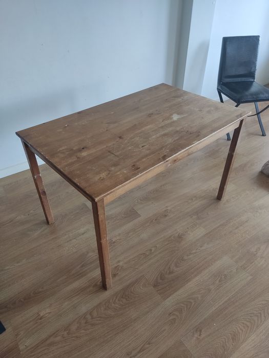 Mesa de sala ou cozinha