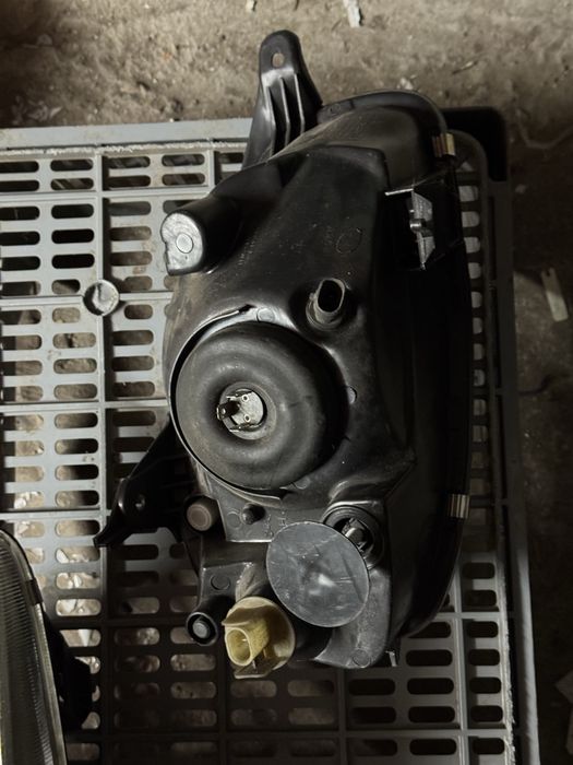 Farois da frente em bom estado