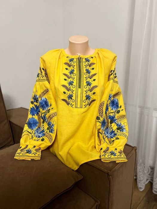 Вишиванки різні розміри