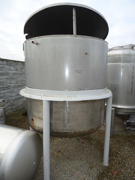 Zbiornik nierdzewny stojący z płaszczem grzewczym 2000L stojący ko