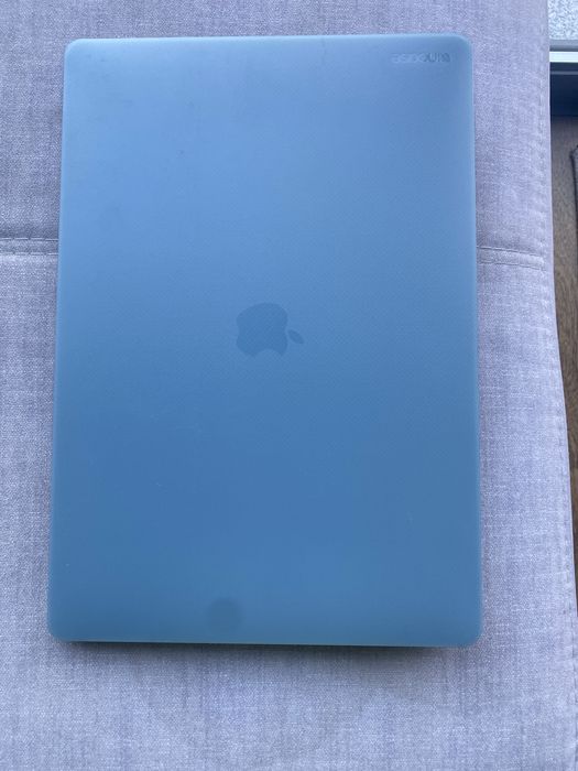 MacBook Pro 15 Touchbar 2016