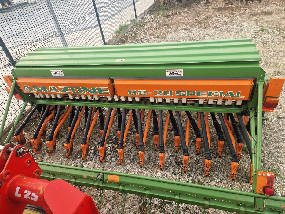 Amazone D8 siewnik 3m.