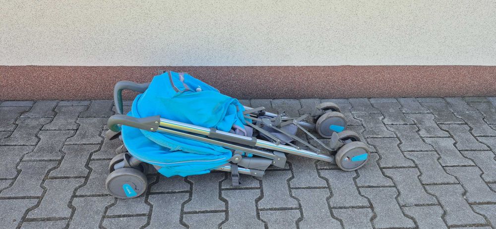 Wózek do dzieci spacerówka parasolka niebieski.