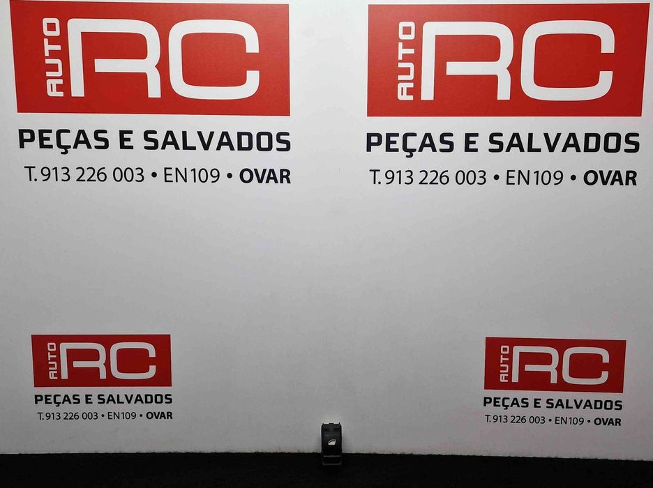 Comando / Botão / Interruptor Vidros Frente Direito 98044803ZD - PEUGEOT 3008 II SUV