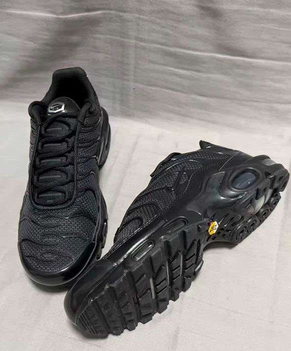 Nike_Air _Max_TN_Plus_Black_ Rozmiar.40