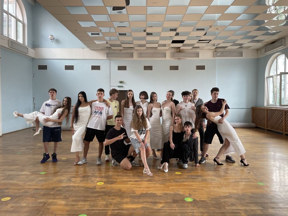 Випускний вальс. Хореограф випускного танцю