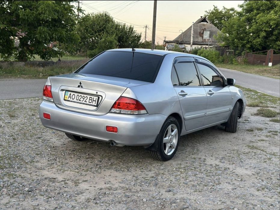Mitsubishi Lancer 9 2007 год, 1.6 бензин