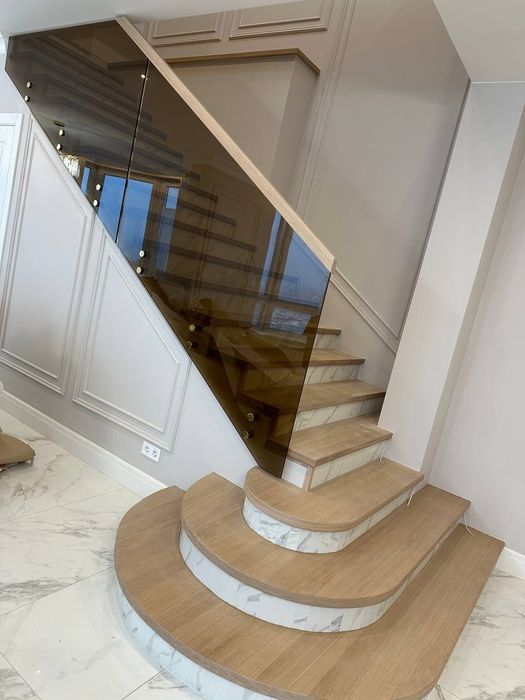 Деревʼяні сходи на замовлення–Івано-Франківськ монтаж, сучасний дизайн