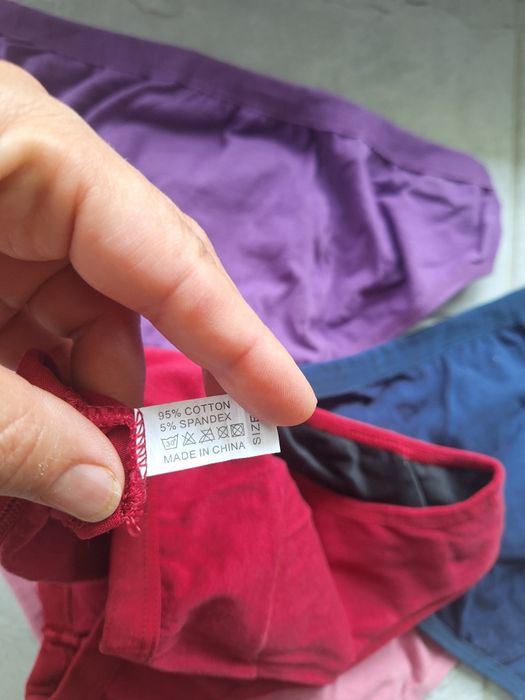 Nowe nieużywane majtki menstruacyjne  5 szt