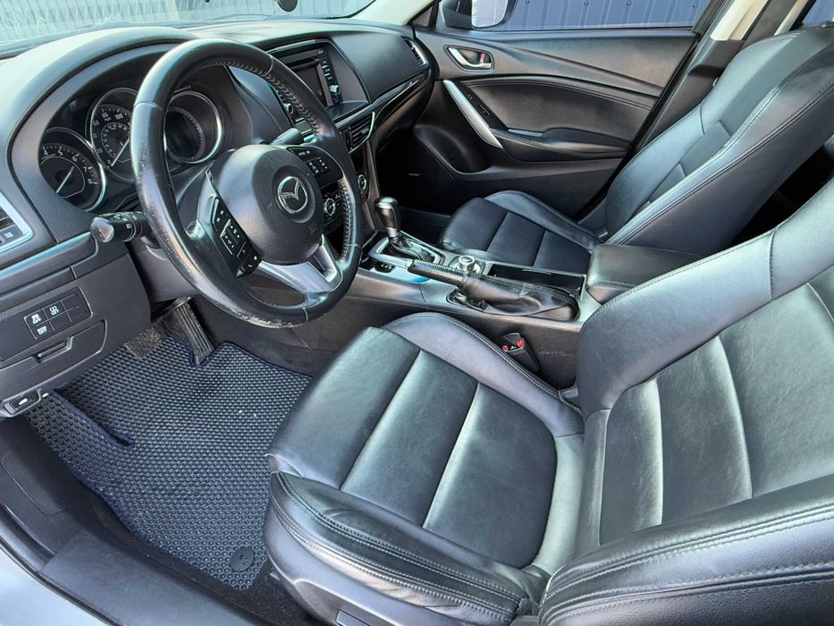Mazda 6 2014 гарний стан