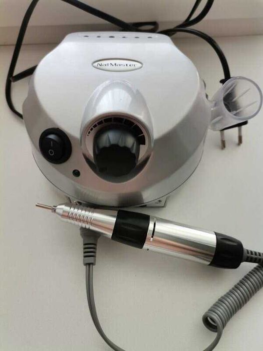 Аппарат маникюрный - фрезер, профессиональный - фрезы в подарок