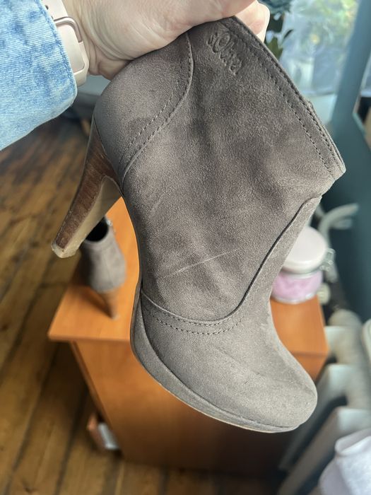 Zamszowe buty Olivier botki